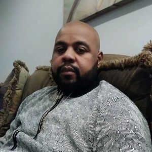 Meet your Posher, Derrick